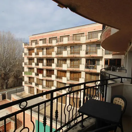 River Park Menada Napospart