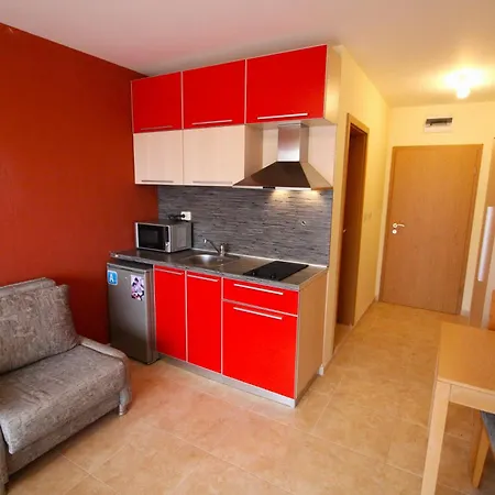 River Park Menada ساني بيتش